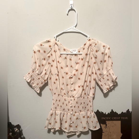 Sienna Sky Tops - 🔹3/$20 Sienna Sky | Floral Top